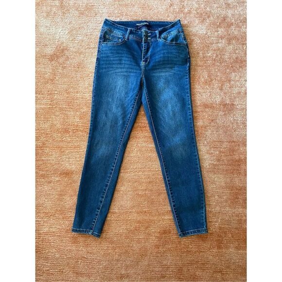 WALLFLOWER FLIRTY CURVY HIGH RISE women jeans - Picture 1 of 8